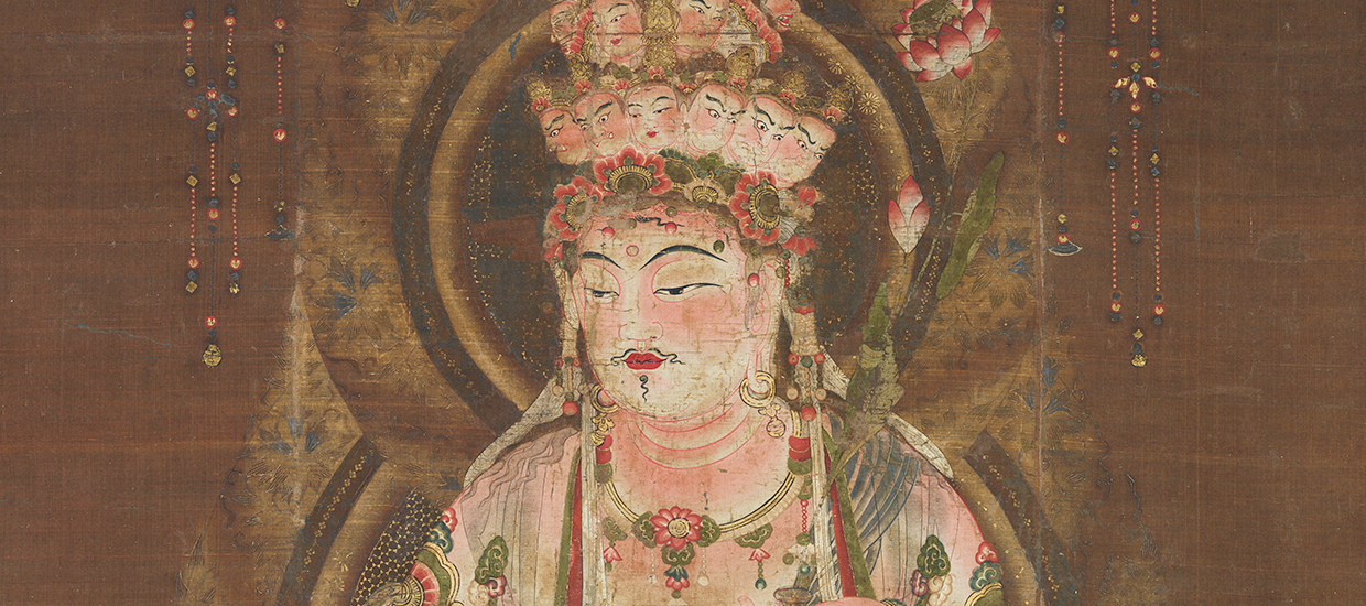 국보　십일면관음상