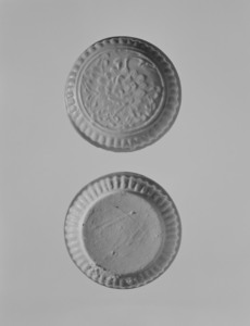 Bowl with cover (Excavated presumably from sutra mound at Nagato-Ichinomiya, Yamaguchi)_5