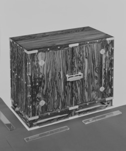 黒柿両面厨子（正倉院宝物模造）_3