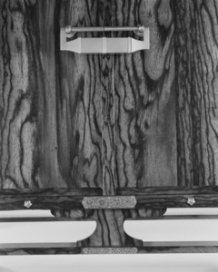 黒柿両面厨子（正倉院宝物模造）_9