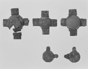 金銅雲珠・辻金具（奈良県珠城山古墳出土）_4