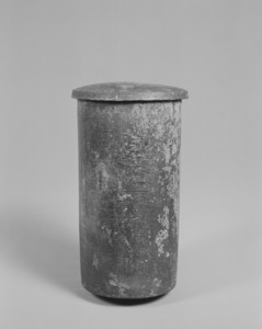 Sutra case (Excavated presumably from sutra mound at Kinkeizan, Iwate)_1