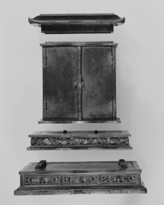 Miniature Reliquary Shrine with Hidden Jewel_8