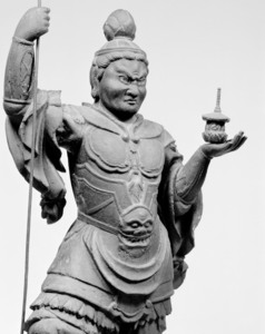 毘沙門天立像　附　像内納入品_42