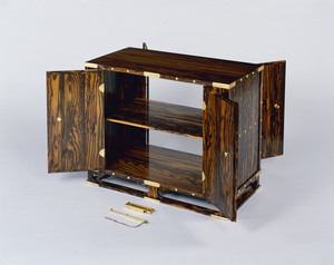 黒柿両面厨子（正倉院宝物模造）_0