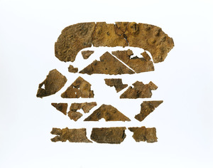 鉄三角板革綴短甲（奈良県五條猫塚古墳出土）_5