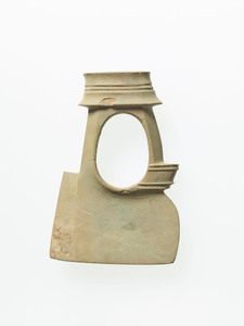 鍬形石（北和城南古墳出土）_0