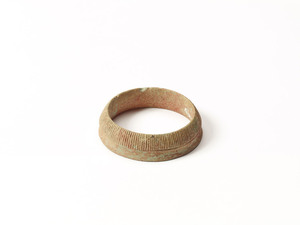 Stone bracelet (Objects from Hokuwajōnan tumulus, Excavated from Northern Nara or Southern Kyoto)