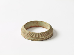 Stone bracelet (Objects from Hokuwajōnan tumulus, Excavated from Northern Nara or Southern Kyoto)