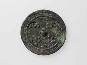 画文帯神獣鏡（奈良県天神山古墳出土）_1