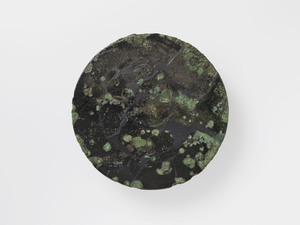 半三角縁人物鳥獣文鏡（奈良県天神山古墳出土）_1