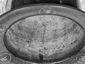 銅製銀象嵌梵字宝相華唐草文香炉_18