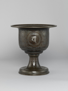 銅製銀象嵌梵字宝相華唐草文香炉_3